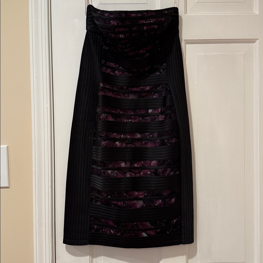Cache Black and Purple Patterned Garment